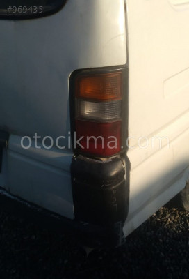 1996 model mitsubishi l300 çıkma sağ stop lambası