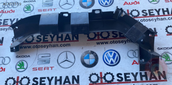 5Q1971815B audi a3 2019 göğüs tesisat kablo kanalı