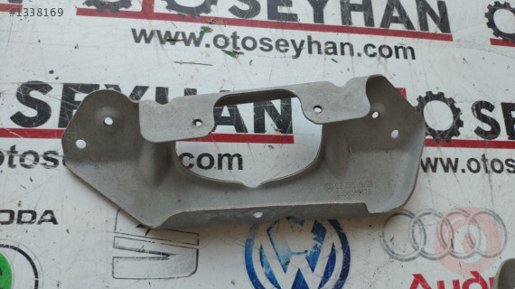 5J6858687A skoda fabia 2011 ön tavan tutamağı bağlantı demir
