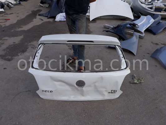 Volksvagen polo arka bagaj kapagı
