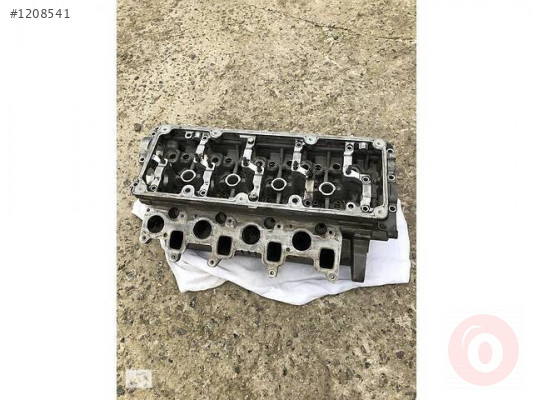 VOLKSWAGEN PASSAT CC 09- 2.0 DİZEL SİLİNDİR KAPAK 03L103351J