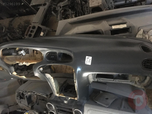 Hyundai Elentra Torpido Göğüs Hatasız Orjinal Çıkma