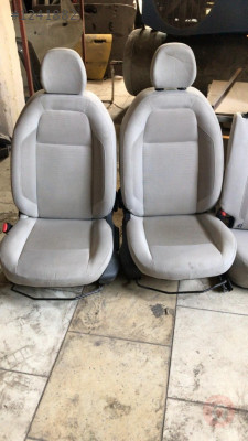 PEJO 301 ÖN KOLTUK TAKIMI VE TÜM ÇIKMA PARÇALAR 600TL