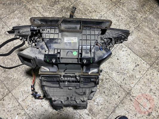 2012 RENAULT FLUENCE KALORİFER KAZANI HATASIZ ORJ ÇIKMA
