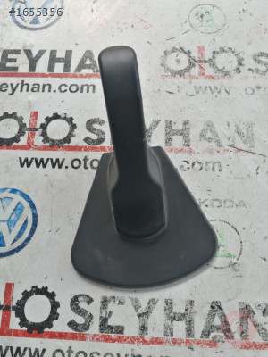 8P0886197 Vw golf 5 arka koltuk bağlantı yuvası kapağı
