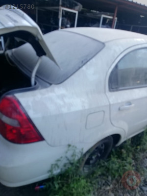 chevrolet aveo t250 sedan çıkma sağ arka çamurluk.