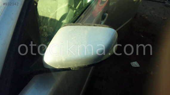ÇIKMA 2005 VOLVO V50 SOL DİKİZ AYNASI.
