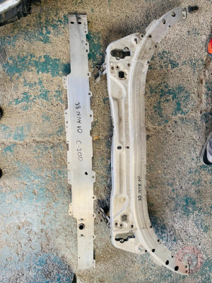 Mercedes c.serisi w205 ön panel tampon demiri