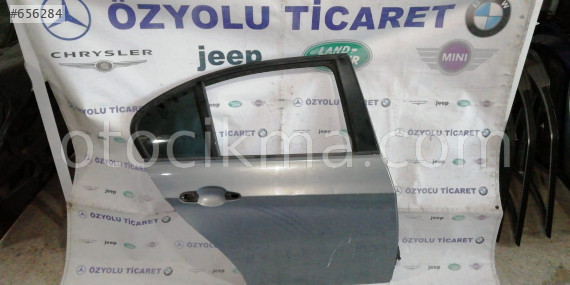 BMW e90 3 serisi sağ arka kapı ,