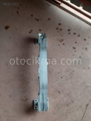 AUDİ  A3  ÖN  TAMPON  DEMİR SIFIR YENİ