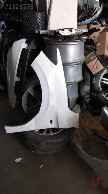 Peugeot 301 sol ön çamurluk 350₺ **