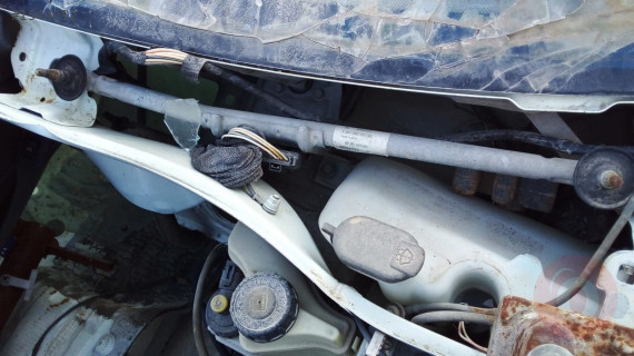 çıkma parça renault clio silecek kolu