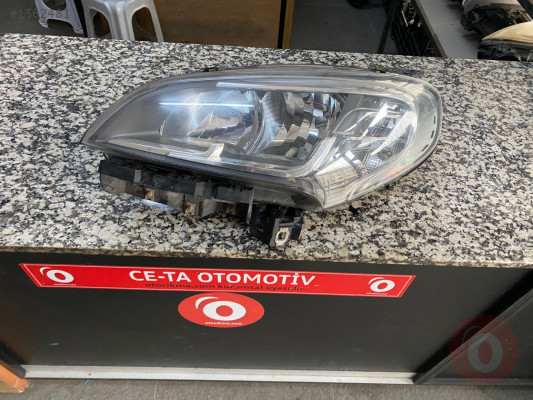 FİAT DOBLO 4 SOL ÖN FAR İÇİ GRİ ÇIKMA ORJİNAL TEMİZ