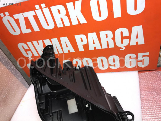 MERCEDES A213 SAĞ FAR KASA