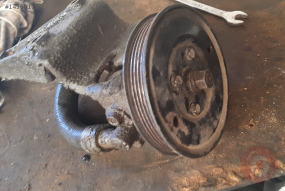 1987 1993 model mazda 626 1.8 çıkma direksiyon pompası