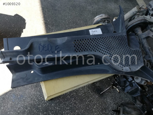 Volkswagen Beedle Ön Cam Izgarası hatasız orjinal çıkma