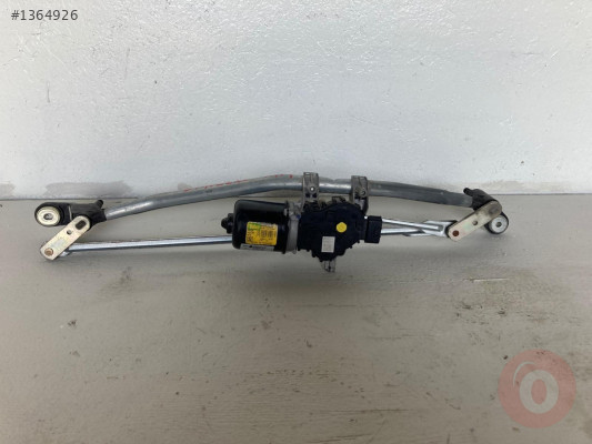 DACİA SANDERO ÖN CAM SİLECEK MOTORU HATASIZ MONTECAR