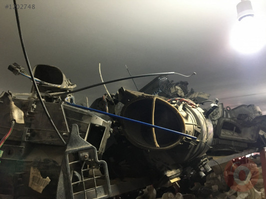 peugeot 305 çıkma kalorifer kazanı