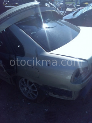 2001 VOLVO S40 ORİJİNAL KESME ARKA.