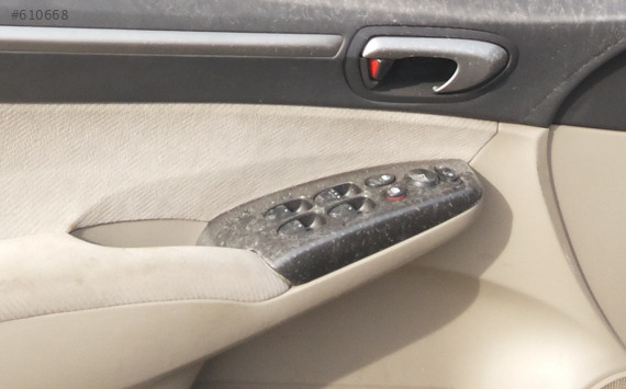 2011 HONDA CİVİC SOL ÖN CAM DÜĞMELERİ.