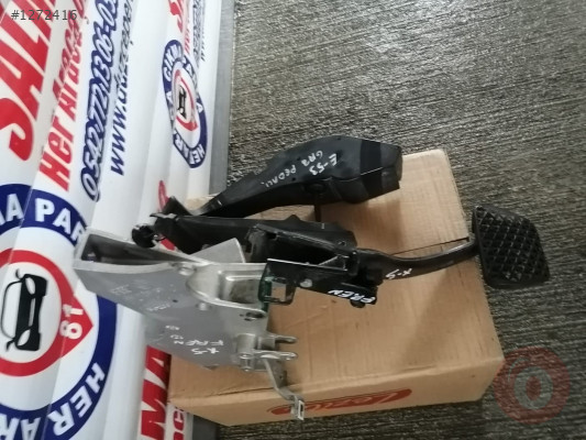 BMW X5 2002-2007 E53 GAZ FREN PEDALLAR-DÜZCE ÇIKMA