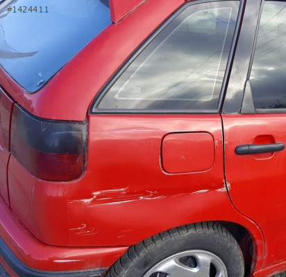 1998 model seat ibiza 2.0 gti kesme sağ arka çamurluk