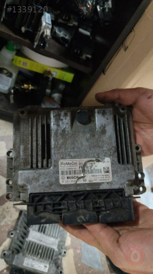 COURİER MOTOR BEYNİ ET71 12A650 SD ÇIKMA ORİJİNAL 2014-18