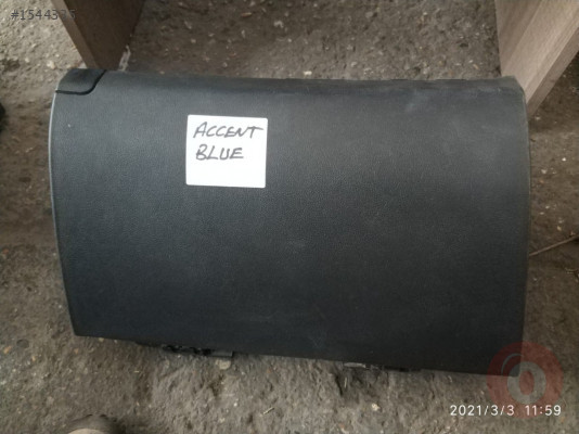 Hyundai Accent blue çıkma orjinal hatasız torpido kapağı