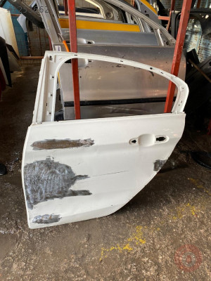 FİAT EGEA SOL ARKA KAPI ORJİNAL