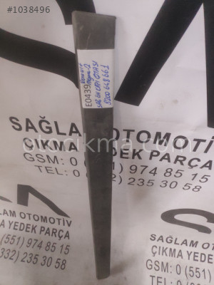 OEM; 8200648661 RENAULT MEGANE 2 SAĞ ÖN KAPI ÇITASI