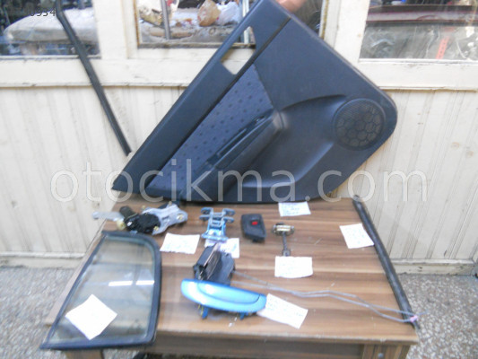HYUNDAİ GETZ SOL ARKA KAPI CAM KİRİKOSU ORJİNAL ÇIKMA