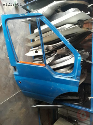 FORD TRANSİT 2005 SAĞ ÖN KAPI