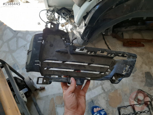 ÇIKMA Bmw X5 F15 Tampon Izgarası Ön Sağ Kapalı - 51117336510