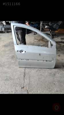 Renault Clio 3 sağ ön kapı çıkma orjinal temiz