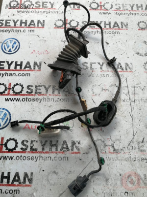 1K4971693T volkswagen golf 5 sol arka kapı tesisatı