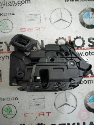 5E0839015 seat toledo 2013 sol arka kapı kilidi