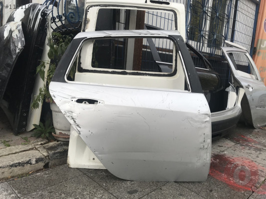 Renault clio symbol çıkma sağ arka kapı gri