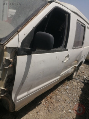 nissan vanetta sol ön kapı