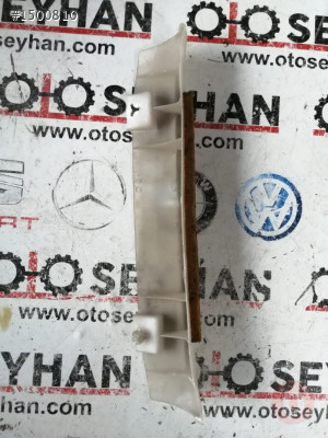 1J4880735A vw bora sağ direk tavan airbag tutucu