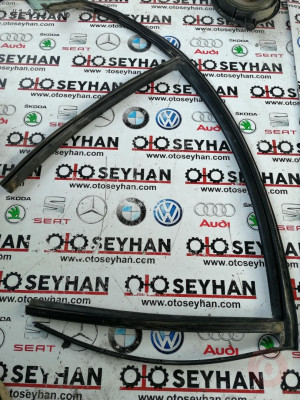nissan primera 2007 sağ arka kapı cam çerceve fitili