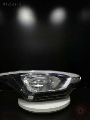 HYUNDAİ İ20 SAĞ FAR