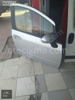 FİAT LİNEA SAĞ ÖN KAPI SALİHOĞLU OTODAN