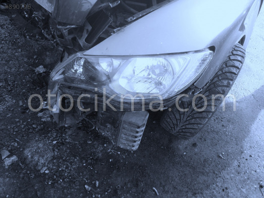 2011 HONDA CİVİC ÇIKMA SOL ÖN FAR.