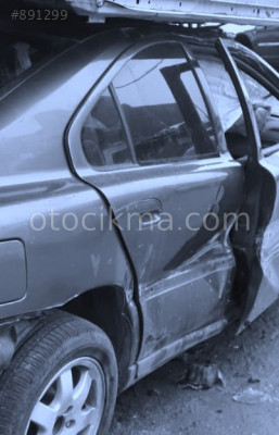 2001 VOLVO S80 ÇIKMA SAĞ ARKA KAPI.