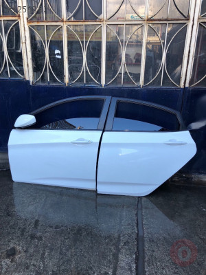 Hyundai blue sol ön arka kapı