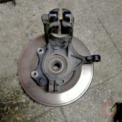 PEUGEOT 301 ÖN SAĞ TAŞIYICI VE DİĞER TÜM PARÇALARI MEVCUT