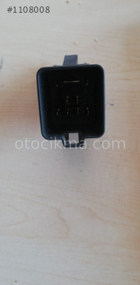 038907281D Volkswagen Caddy kızdırma rölesi