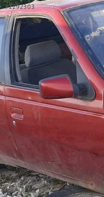 1993 model peugeot 405 çıkma sağ ön kapı