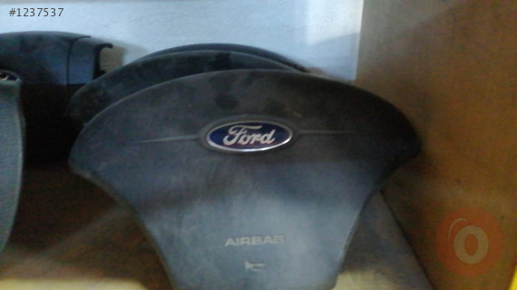 Ford Focus eski direksiyon airbag tamirli