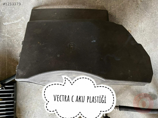 ÇIKMA VECTRA C AKÜ PLASTİĞİ
